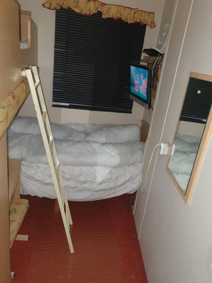 R And B Static Caravan Skegness Exteriör bild