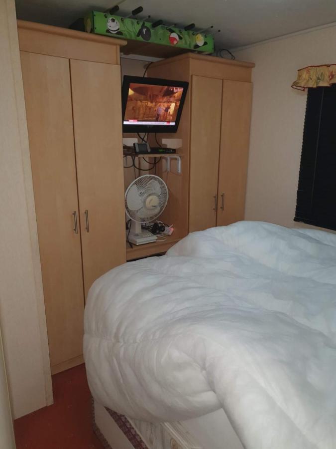 R And B Static Caravan Skegness Exteriör bild